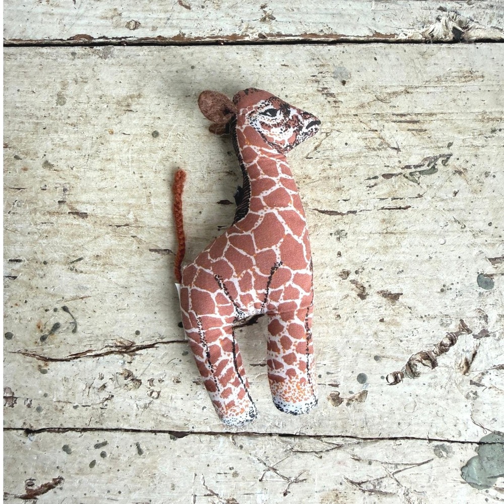 Vintage 1990 Giraffe Plush Hand Stitched Screen Printed Fabric Toy 5 Inch